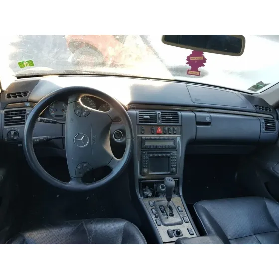 MERCEDES CLASE E (W210) BERLINA DIESEL '2000 320 CDI (210.026) NEGRO