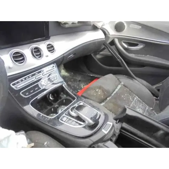 MERCEDES CLASE E LIM. (W213) '2017 E 200 D (213.013) GRIS OSCURO