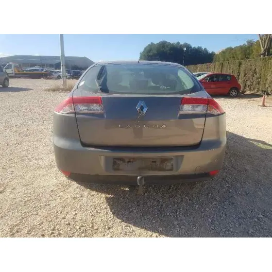 RENAULT LAGUNA III '2007 DYNAMIQUE DORADO