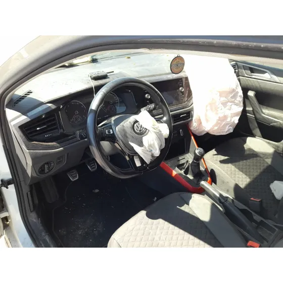Volkswagen POLO VI (AW1, BZ1, AE1) 2017