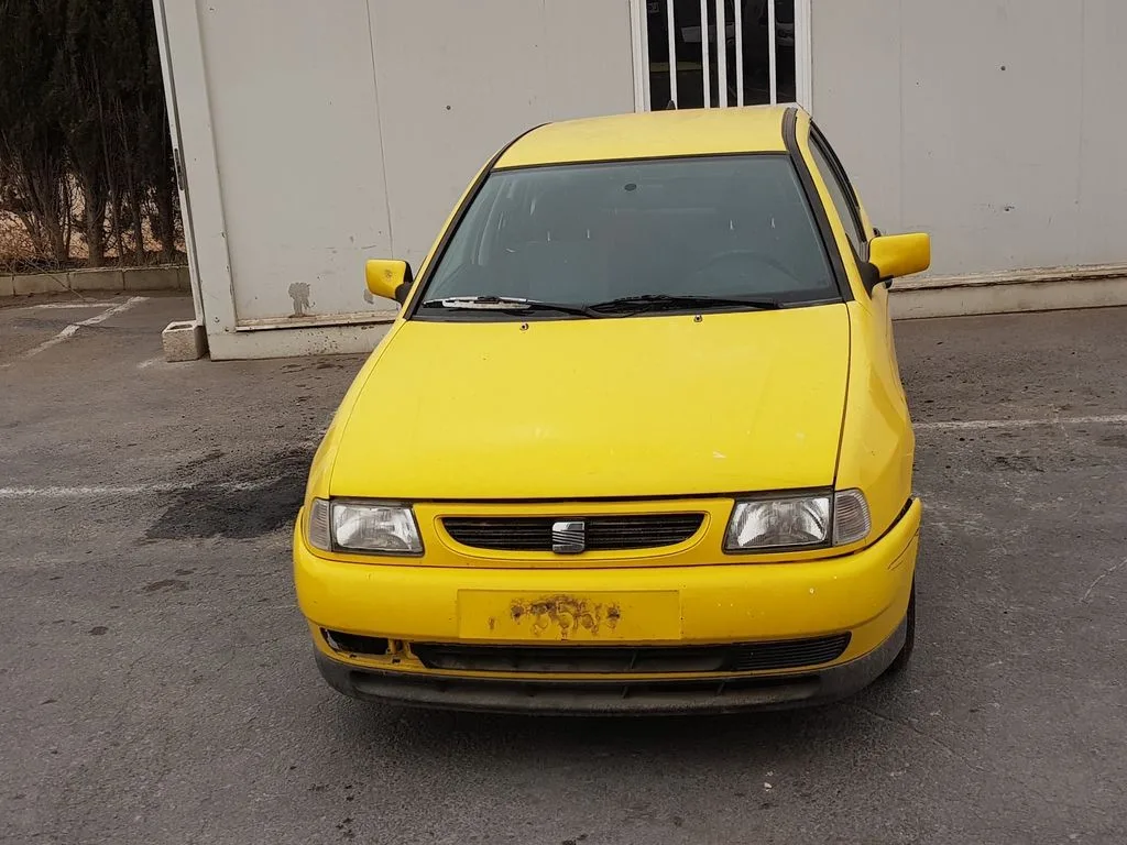 SEAT CORDOBA BERLINA (6K2) '1998 CLX AMARILLO
