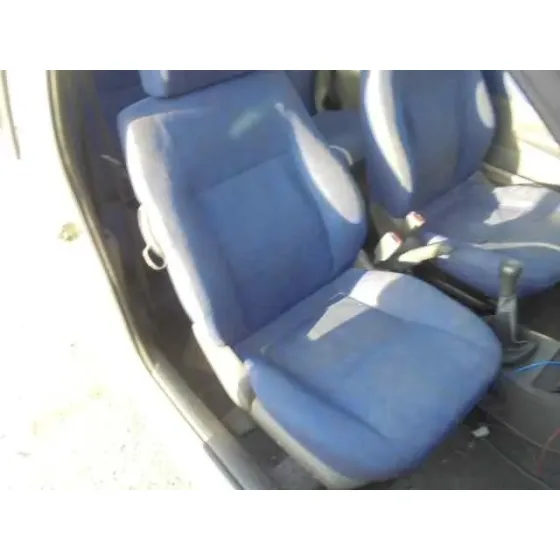 FIAT PUNTO BERLINA (176) '1999 60 CULT BLANCO