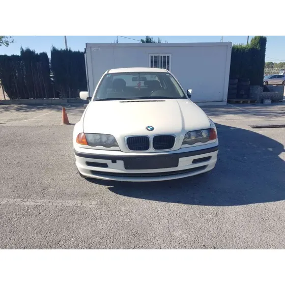 BMW SERIE 3 BERLINA (E46) '2000 320D BLANCO