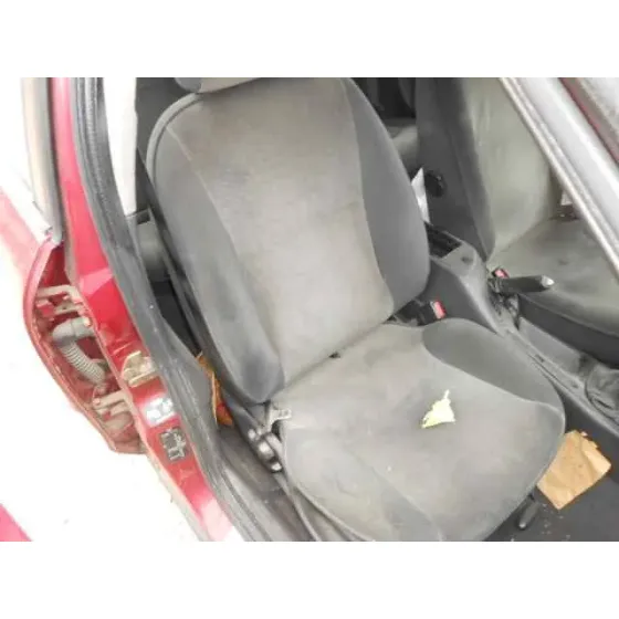 FORD MONDEO BERLINA (GD) '2000 GHIA GRANATE