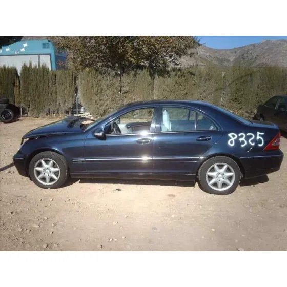 MERCEDES CLASE C (W203) BERLINA '2000 320 (203.064) AZUL
