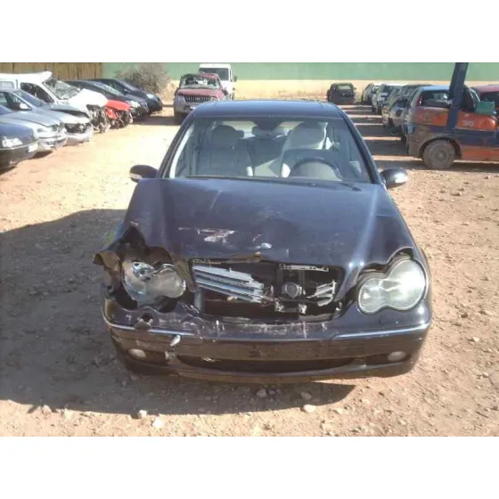 MERCEDES CLASE C (W203) BERLINA '2000 320 (203.064) AZUL