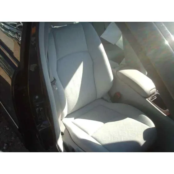 MERCEDES CLASE C (W203) BERLINA '2000 320 (203.064) AZUL