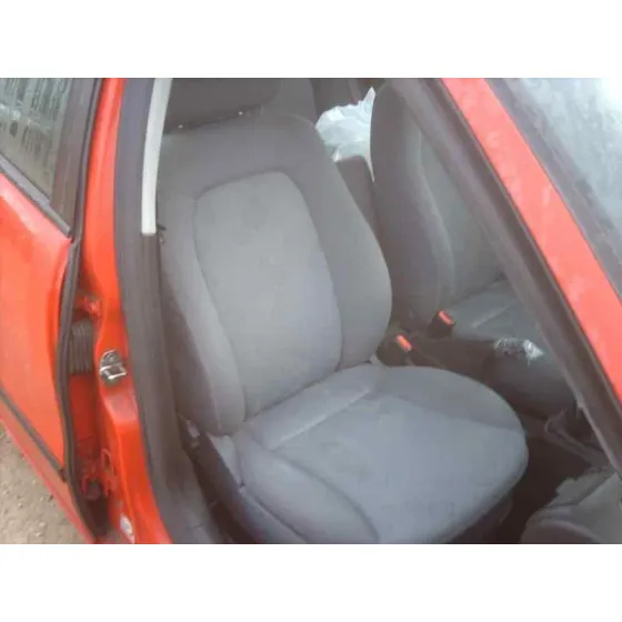 SEAT LEON (1M1) '2000 SIGNO ROJO