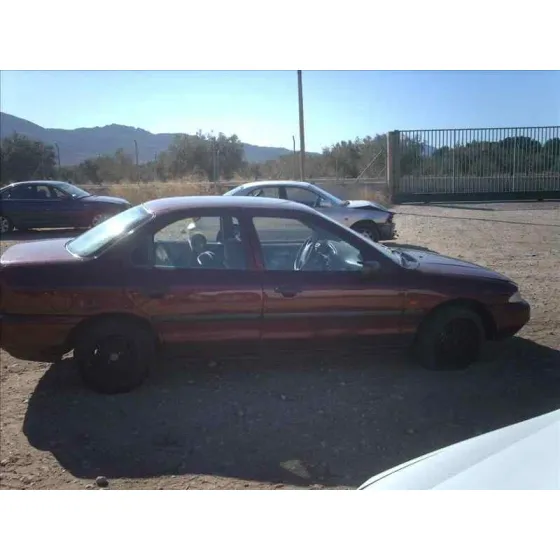 FORD MONDEO BERLINA/FAMILIAR (FD) '1993 1.8 16V CAT GRANATE