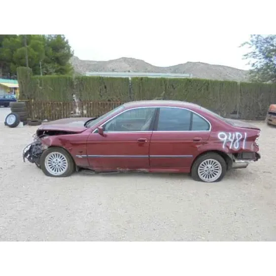 BMW SERIE 5 BERLINA (E39) '1997 535I GRANATE