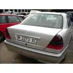 MERCEDES CLASE C (W202) BERLINA '1999 240 (202.026) GRIS