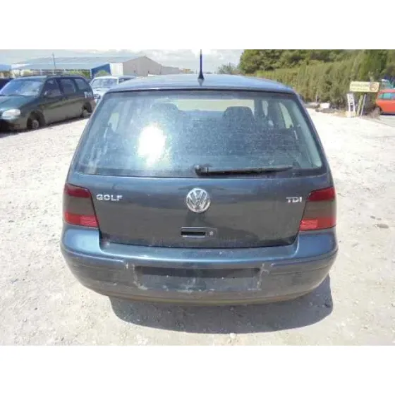 VOLKSWAGEN GOLF IV BERLINA (1J1) '1999 BASICO GRIS OSCURO