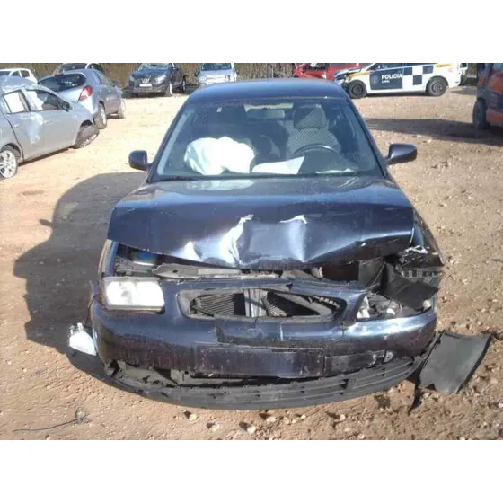AUDI A3 (8L) '2000 1.9 TDI AMBIENTE AZUL