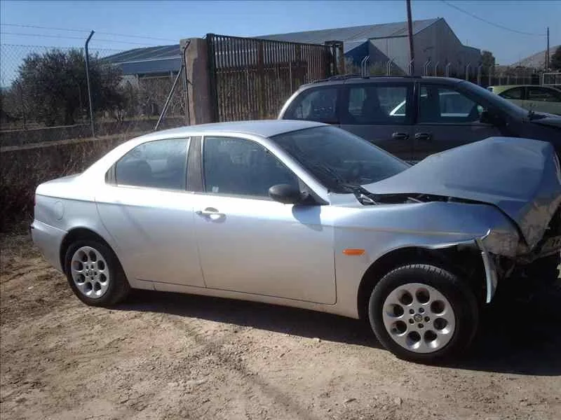 ALFA ROMEO 156 (116) ALFA ROMEO 156 (116) '2003 1.6 16V T.SPARK IMPRESSION GRIS 2003