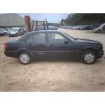 MERCEDES CLASE C (W202) BERLINA '1994 180 (202.018) AZUL