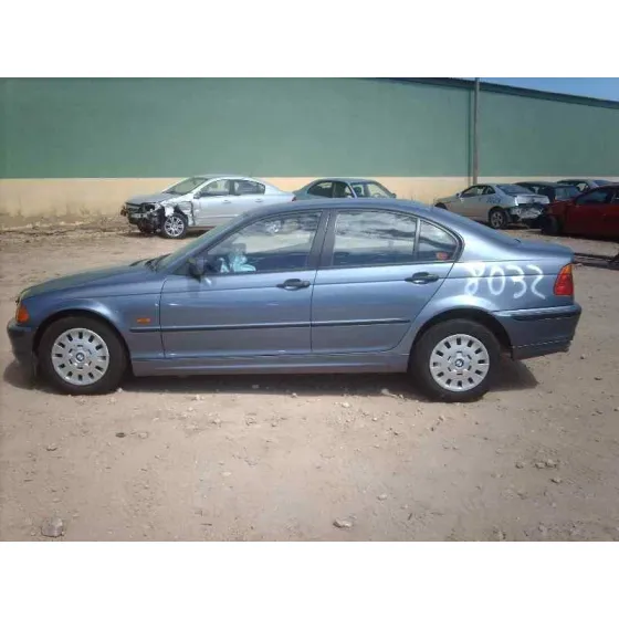 BMW SERIE 3 BERLINA (E46) '1999 318I GRIS OSCURO