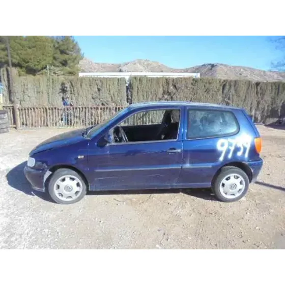 VOLKSWAGEN POLO BERLINA (6N1) '1999 AIR AZUL