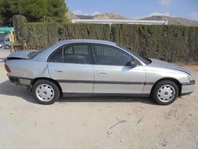 OPEL OMEGA B OPEL OMEGA B '1997 BASICO BERLINA GRIS 1994