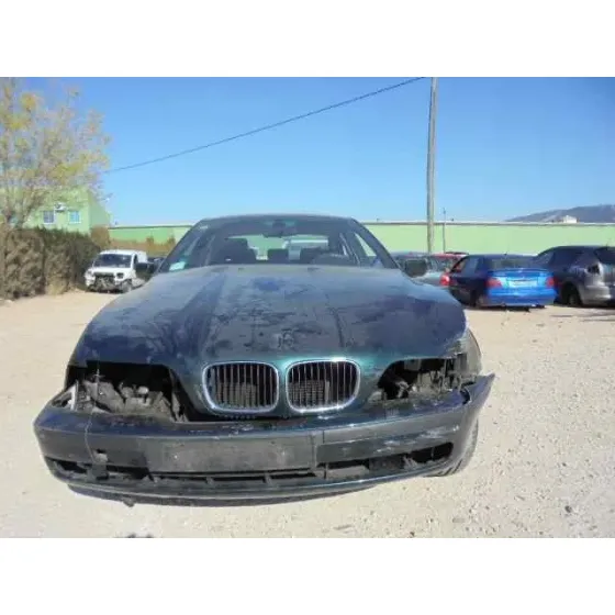 BMW SERIE 5 BERLINA (E39) '1997 525TDS VERDE