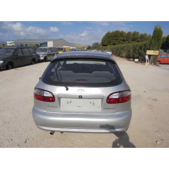 DAEWOO LANOS '1998 SX GRIS