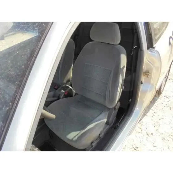 DAEWOO LANOS '1998 SX GRIS
