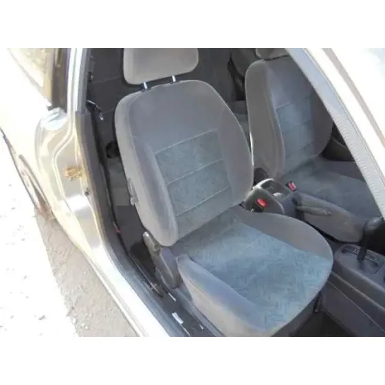DAEWOO LANOS '1998 SX GRIS
