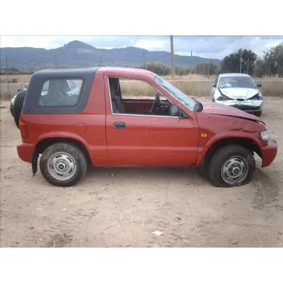KIA SPORTAGE '2001 SUV LS (2-PTAS.) ROJO