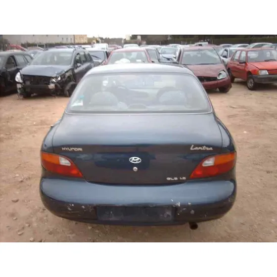 HYUNDAI LANTRA BERLINA (RD) '1996 1.8I GLS AZUL