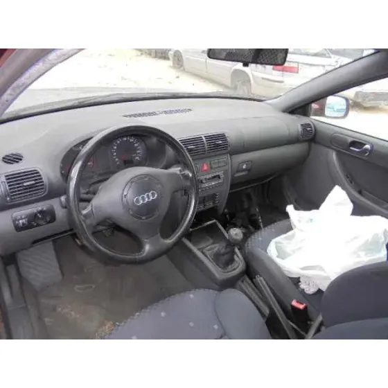 AUDI A3 (8L) '1999 1.8 T AMBIENTE GRANATE