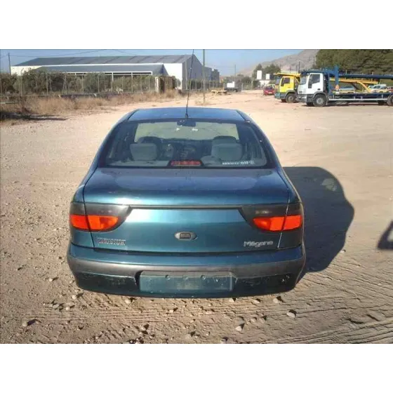 RENAULT MEGANE I CLASSIC (LA0) '1997 1.6E ALIZE VERDE