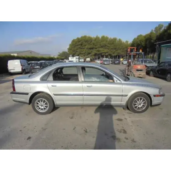 VOLVO S80 BERLINA '1999 2.4 (125KW) GRIS