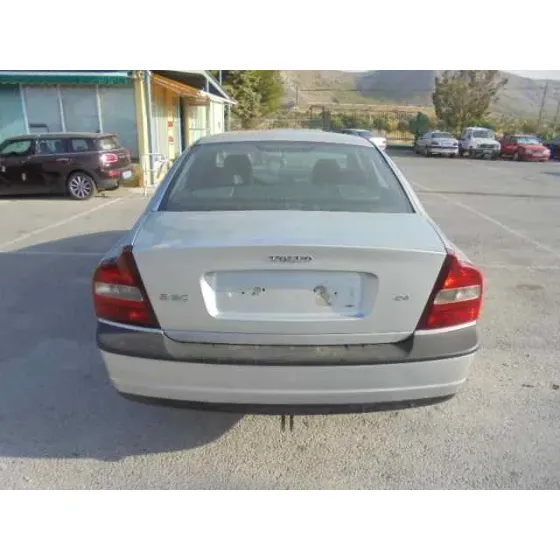 VOLVO S80 BERLINA '1999 2.4 (125KW) GRIS