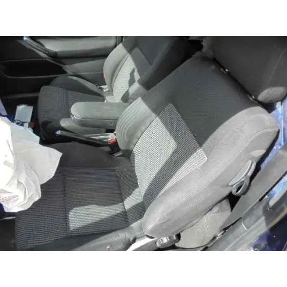 VOLKSWAGEN GOLF IV BERLINA (1J1) '1999 BASICO AZUL