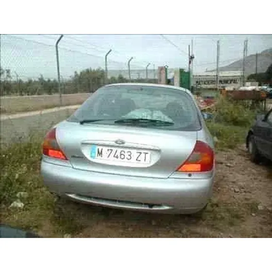 FORD MONDEO BERLINA (GD) '1997 1.8 16V CAT GRIS