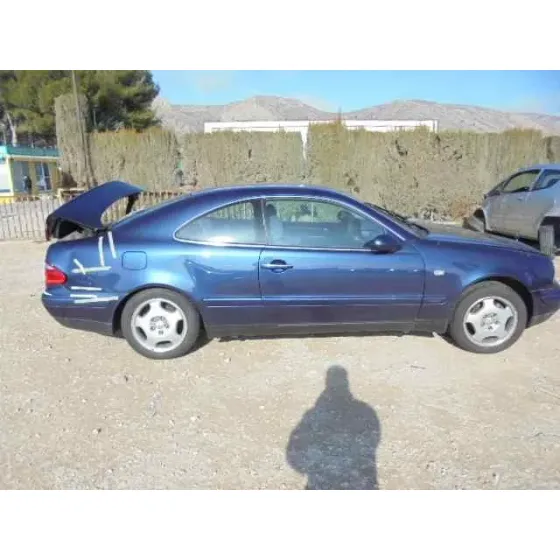 MERCEDES CLASE CLK (W208) COUPE '1999 230 COMPRESSOR (208.347) AZUL