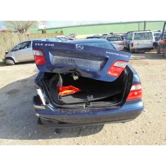 MERCEDES CLASE CLK (W208) COUPE '1999 230 COMPRESSOR (208.347) AZUL