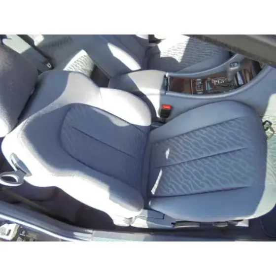 MERCEDES CLASE CLK (W208) COUPE '1999 230 COMPRESSOR (208.347) AZUL
