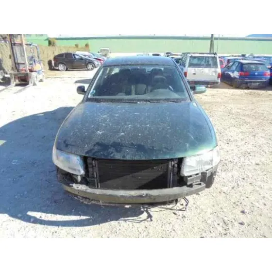 VOLKSWAGEN PASSAT BERLINA (3B2) '1997 BERLINA VERDE