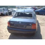 VOLKSWAGEN PASSAT BERLINA (3B2) VOLKSWAGEN PASSAT BERLINA (3B2) '1999 HIGHLINE AZUL 1998