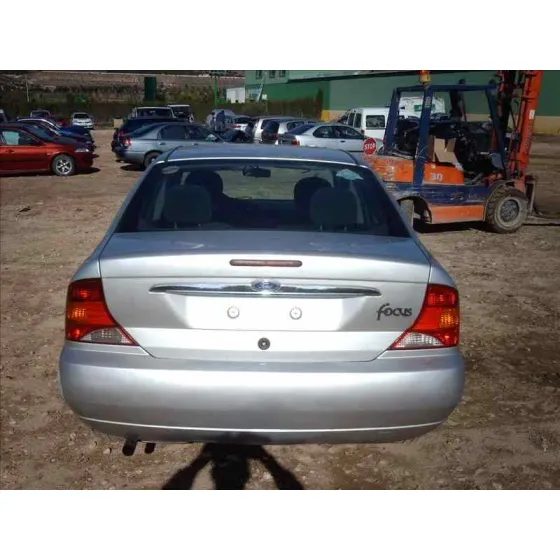 FORD FOCUS BERLINA (CAK) '1998 GHIA GRIS