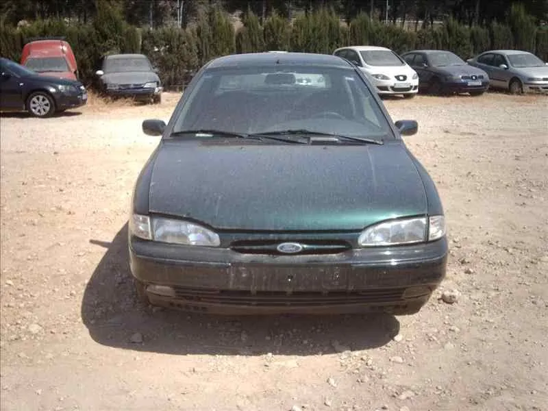 FORD MONDEO BERLINA/FAMILIAR (FD) FORD MONDEO BERLINA/FAMILIAR (FD) '1993 CLX BERLINA VERDE 1993