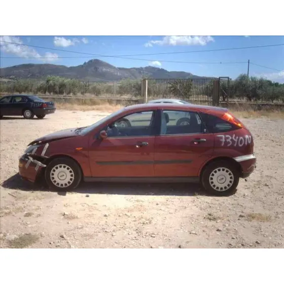 FORD FOCUS BERLINA (CAK) '1998 GHIA GRANATE