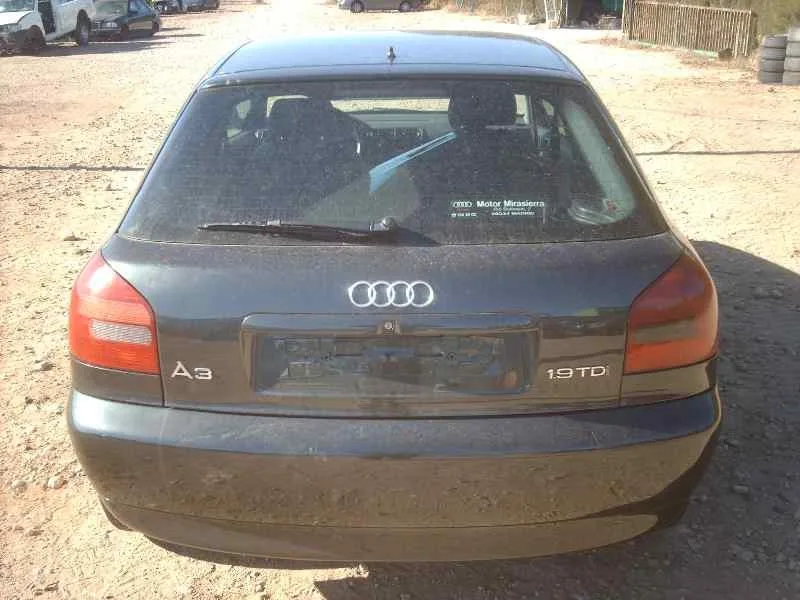 AUDI A3 (8L) AUDI A3 (8L) '1997 1.9 TDI AMBIENTE GRIS OSCURO 1996