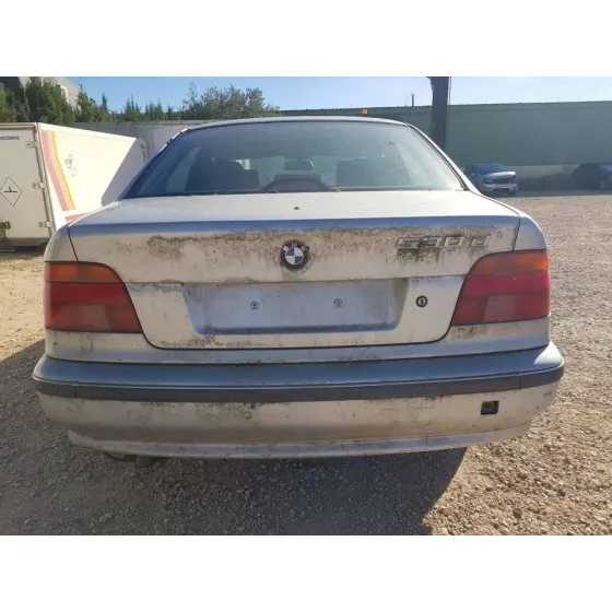 BMW SERIE 5 BERLINA (E39) '1999 530D GRIS