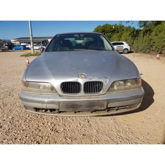 BMW SERIE 5 BERLINA (E39) '1999 530D GRIS