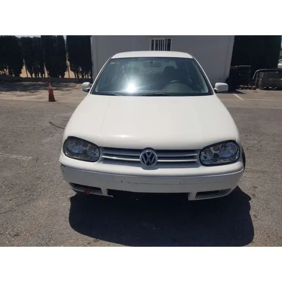 VOLKSWAGEN GOLF IV BERLINA (1J1) '2000 BASICO BLANCO