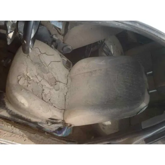 FORD FOCUS BERLINA (CAK) '2000 AMBIENTE GRIS