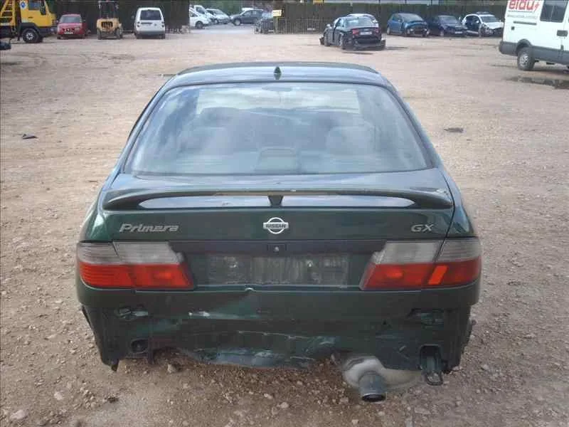NISSAN PRIMERA BERLINA (P11) '1996 GX VERDE