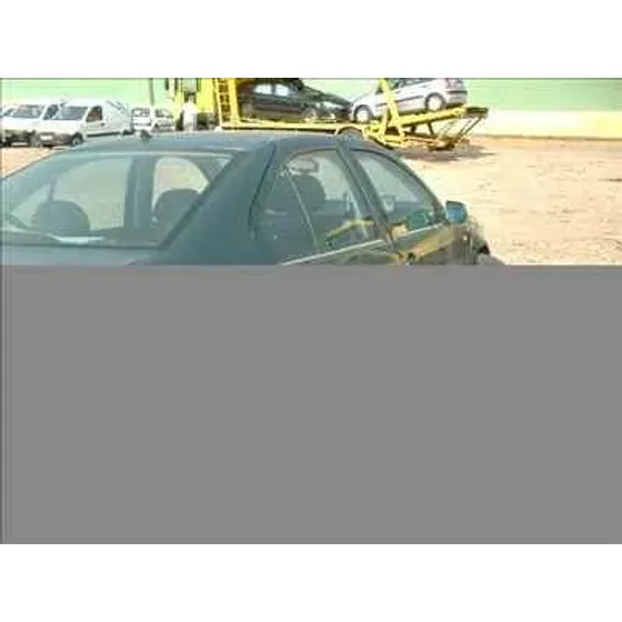 VOLKSWAGEN BORA BERLINA (1J2) '1998 1.9 TDI VERDE