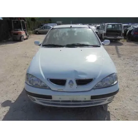 RENAULT MEGANE I FASE 2 BERLINA (BA0) '1999 1.9 D RXE BLANCO